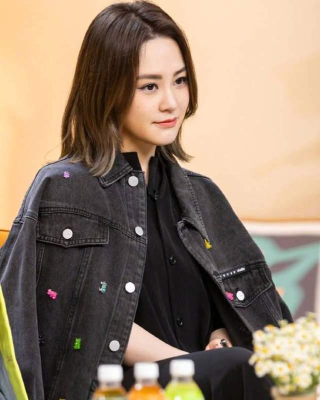 娱乐吃瓜女艺人完整版,吃瓜女艺人背后的完整故事